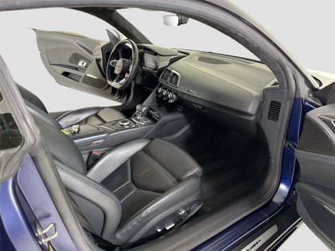 Used 2021 Audi R8 V10 w/ Premium Package RWD image 26