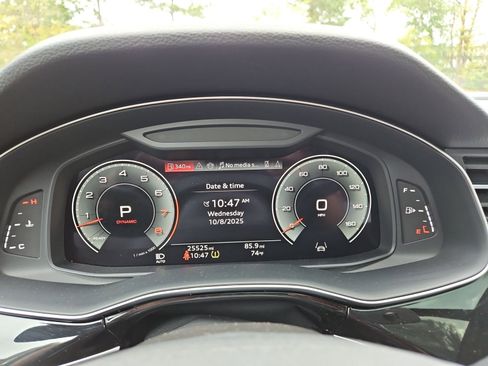 Used 2025 Audi Q7 3.0T Premium Plus AWD/4WD image 23