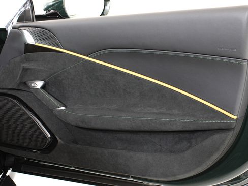 Used 2025 Ferrari Roma Spider RWD image 21