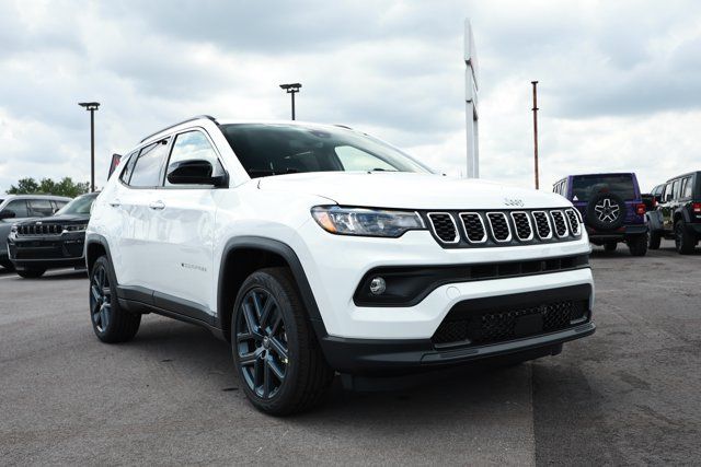 New 2026 Jeep Compass Latitude AWD/4WD image 3