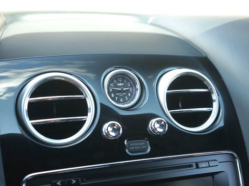 Used 2014 Bentley Flying Spur W12 AWD/4WD image 26