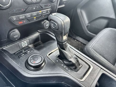 Used 2023 Ford Ranger XLT w/ Equipment Group 302A High image 19