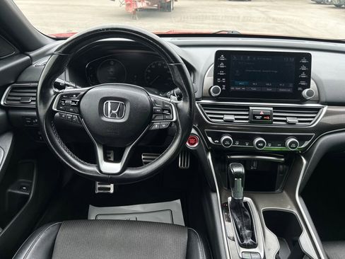 Used 2018 Honda Accord Sport image 15