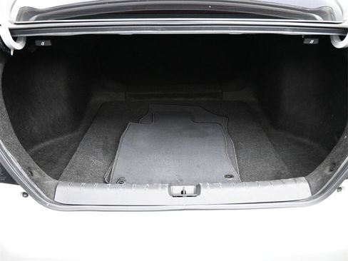 Used 2019 Honda Civic EX-L image 17