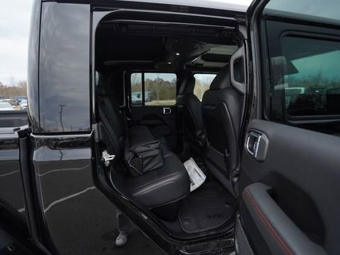Used 2026 Jeep Gladiator Rubicon AWD/4WD image 20