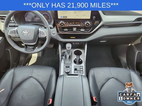 Used 2024 Toyota Highlander Platinum AWD/4WD image 27