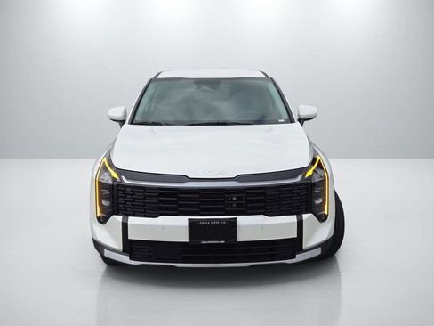 New 2026 Kia Sportage LX FWD image 2