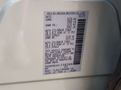 Used 2025 Nissan Pathfinder SV AWD/4WD image 34
