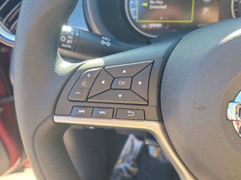 Certified 2020 Nissan Kicks SV image 23