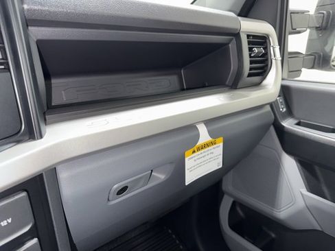 New 2026 Ford F250 XL w/ XL Chrome Package image 28