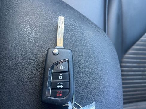 Used 2024 Toyota Camry SE image 22