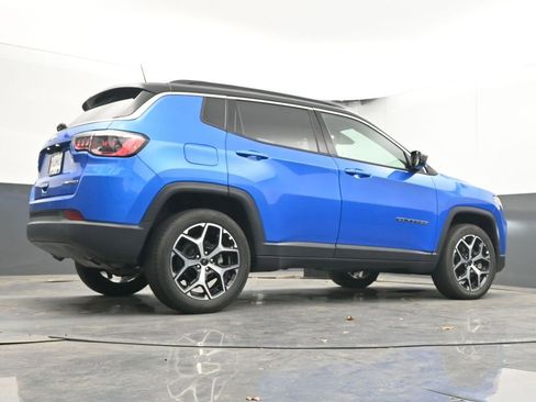 Used 2025 Jeep Compass Limited AWD/4WD image 51