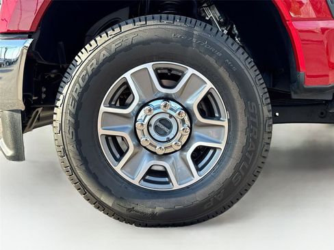 Used 2024 Ford F350 Lariat w/ Lariat Ultimate Package AWD/4WD image 30