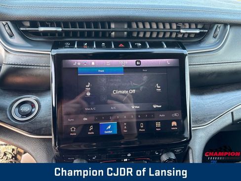 Used 2021 Jeep Grand Cherokee L Limited AWD/4WD image 21