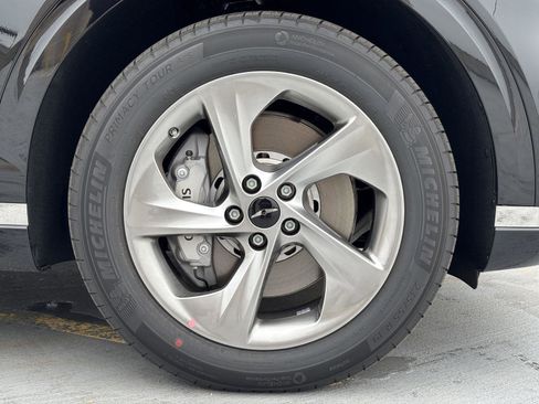 New 2026 Genesis GV70 2.5T Advanced AWD/4WD image 5