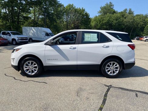 Used 2020 Chevrolet Equinox LS AWD/4WD image 4