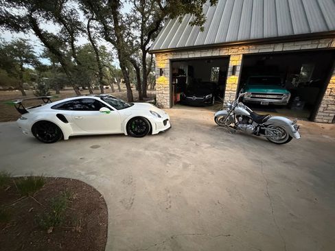 Used 2015 Porsche 911 Turbo S image 4