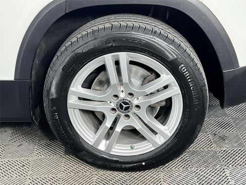 Certified 2021 Mercedes-Benz GLB 250 GLB 250 image 31