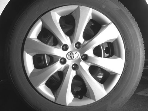 Used 2025 Toyota Corolla LE FWD image 14