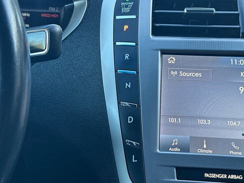 Used 2020 Lincoln MKZ Reserve image 20