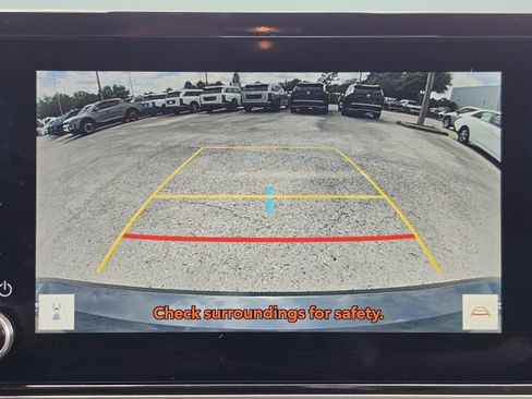 Used 2026 Toyota Camry SE w/ Convenience Package FWD image 24