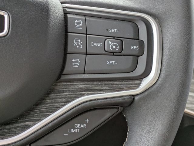 Certified 2022 Jeep Wagoneer Series III w/ Premium Group I AWD/4WD image 22