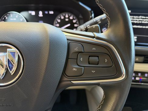 Certified 2023 Buick Envision Avenir image 29