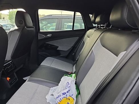 Used 2023 Volkswagen ID.4 2WD image 24