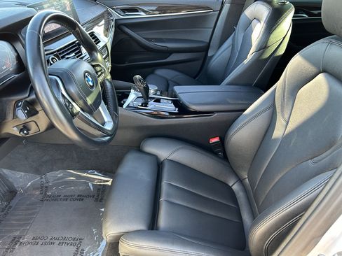 Used 2020 BMW 530i 530i w/ Premium Package image 19