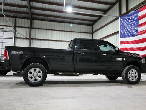 Used 2017 RAM 2500 Laramie w/ Convenience Group image 14
