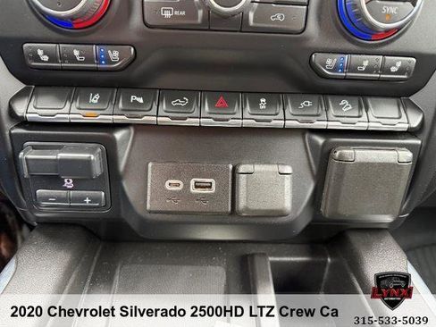 Used 2020 Chevrolet Silverado 2500 LTZ w/ LTZ Premium Package image 29