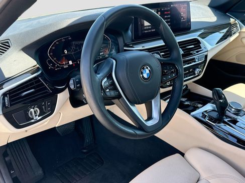 Certified 2023 BMW 530i RWD image 9