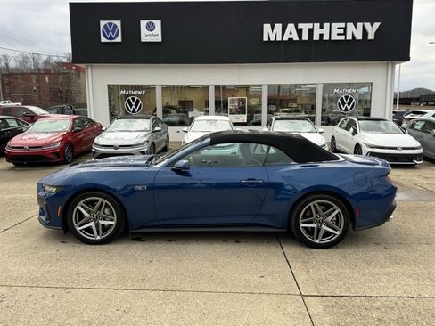 Used 2024 Ford Mustang GT Premium image 2