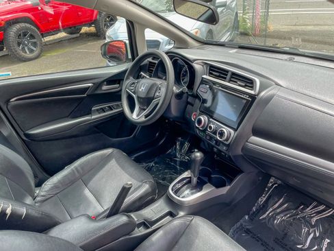 Used 2015 Honda Fit EX image 18