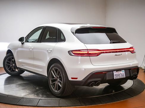 Certified 2026 Porsche Macan Turbo AWD/4WD image 6