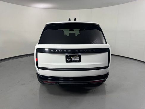 Used 2025 Land Rover Range Rover Long Wheelbase SE AWD/4WD image 6