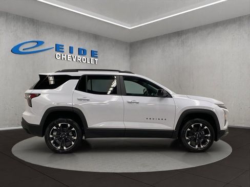 New 2026 Chevrolet Equinox RS image 2