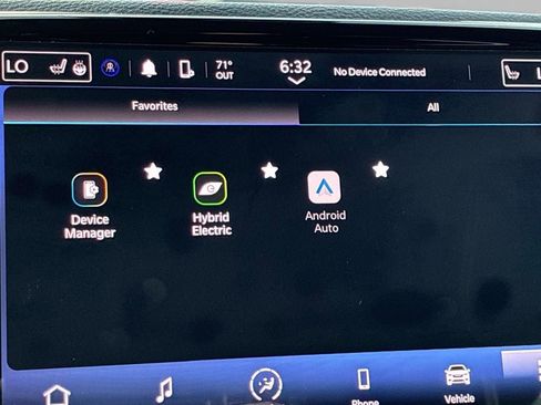 Used 2022 Chrysler Pacifica Touring-L FWD image 37