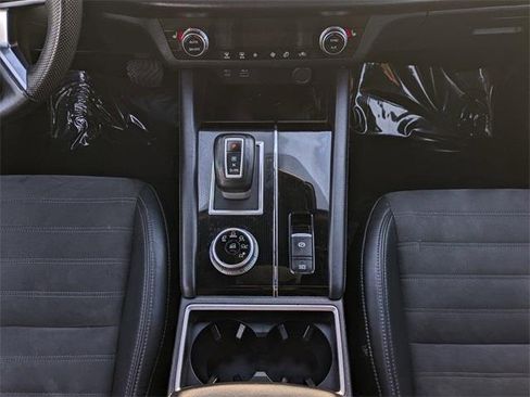 Used 2023 Mitsubishi Outlander SE Black Edition image 21