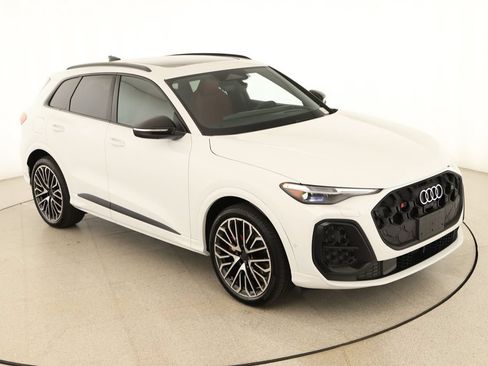 New 2026 Audi SQ5 Premium Plus AWD/4WD image 32