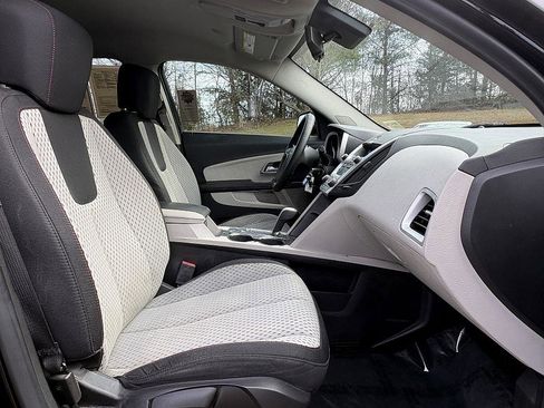 Used 2015 Chevrolet Equinox LS image 13