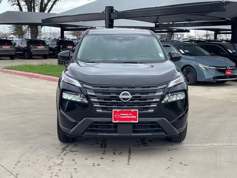 Used 2026 Nissan Rogue SV w/ Cold Weather Package FWD image 9