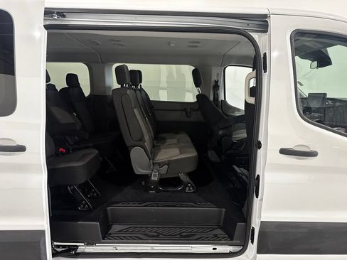 Used 2024 Ford Transit 350 XLT RWD image 21