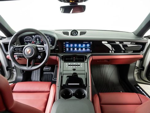 New 2026 Porsche Panamera 4 image 19