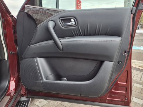 Certified 2023 Nissan Armada Platinum w/ Captain's Chairs Package image 12
