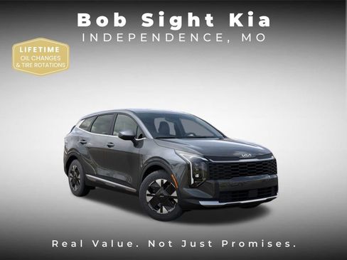 New 2026 Kia Sportage LX image 8