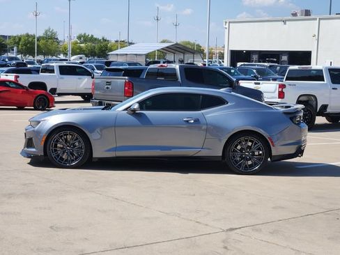 Used 2019 Chevrolet Camaro ZL1 RWD image 13