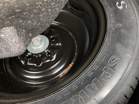 Used 2017 Subaru Outback 3.6R Touring w/ Popular Package #5A image 12