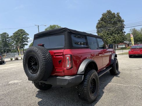 Used 2021 Ford Bronco Outer Banks w/ Sasquatch Package AWD/4WD image 20