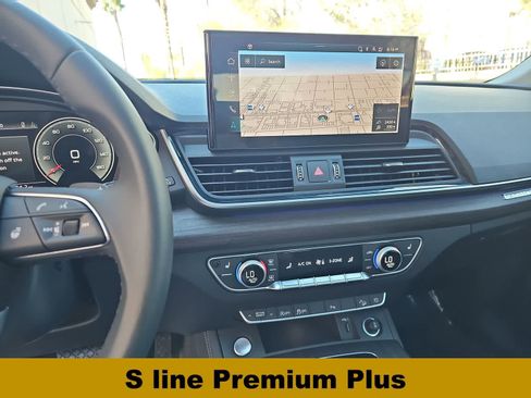 Used 2025 Audi Q5 2.0T Premium Plus w/ Premium Plus Package AWD/4WD image 22